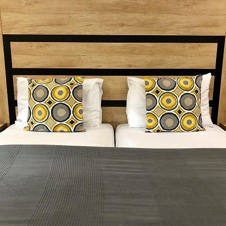 וינה Hotel Cryston מראה חיצוני תמונה
