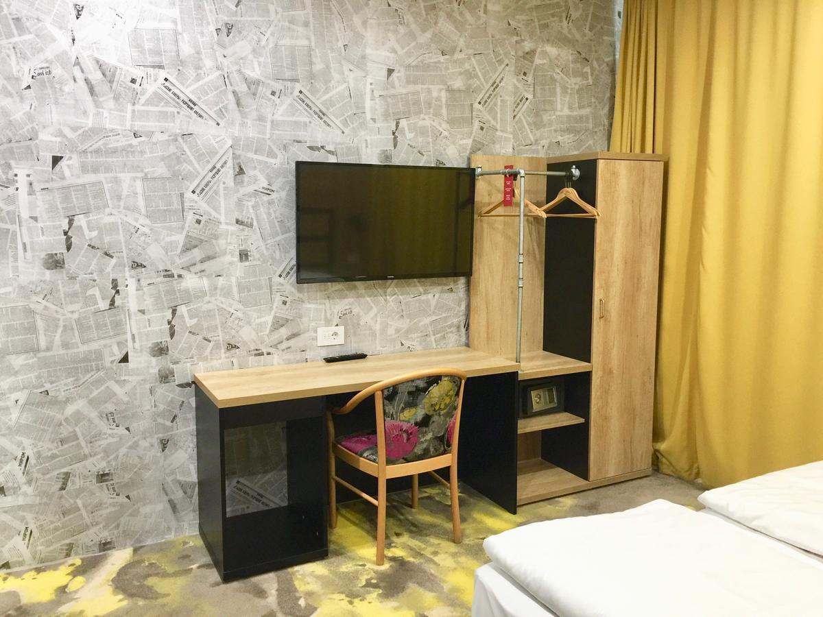 וינה Hotel Cryston מראה חיצוני תמונה