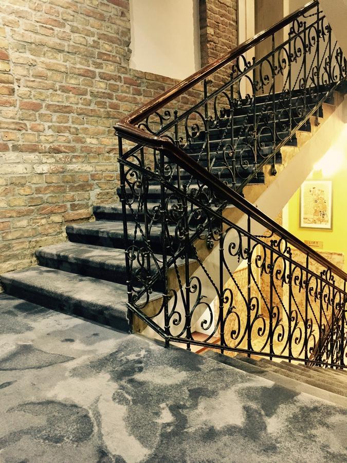 וינה Hotel Cryston מראה חיצוני תמונה