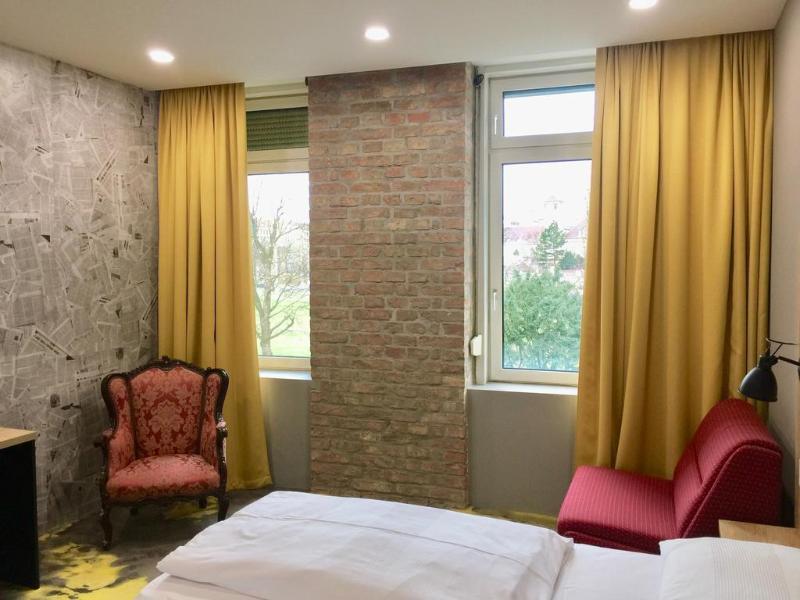 וינה Hotel Cryston מראה חיצוני תמונה