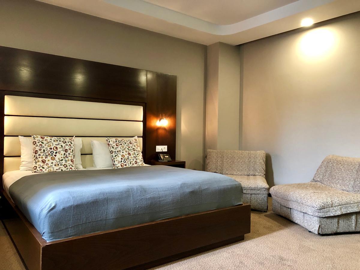 וינה Hotel Cryston מראה חיצוני תמונה
