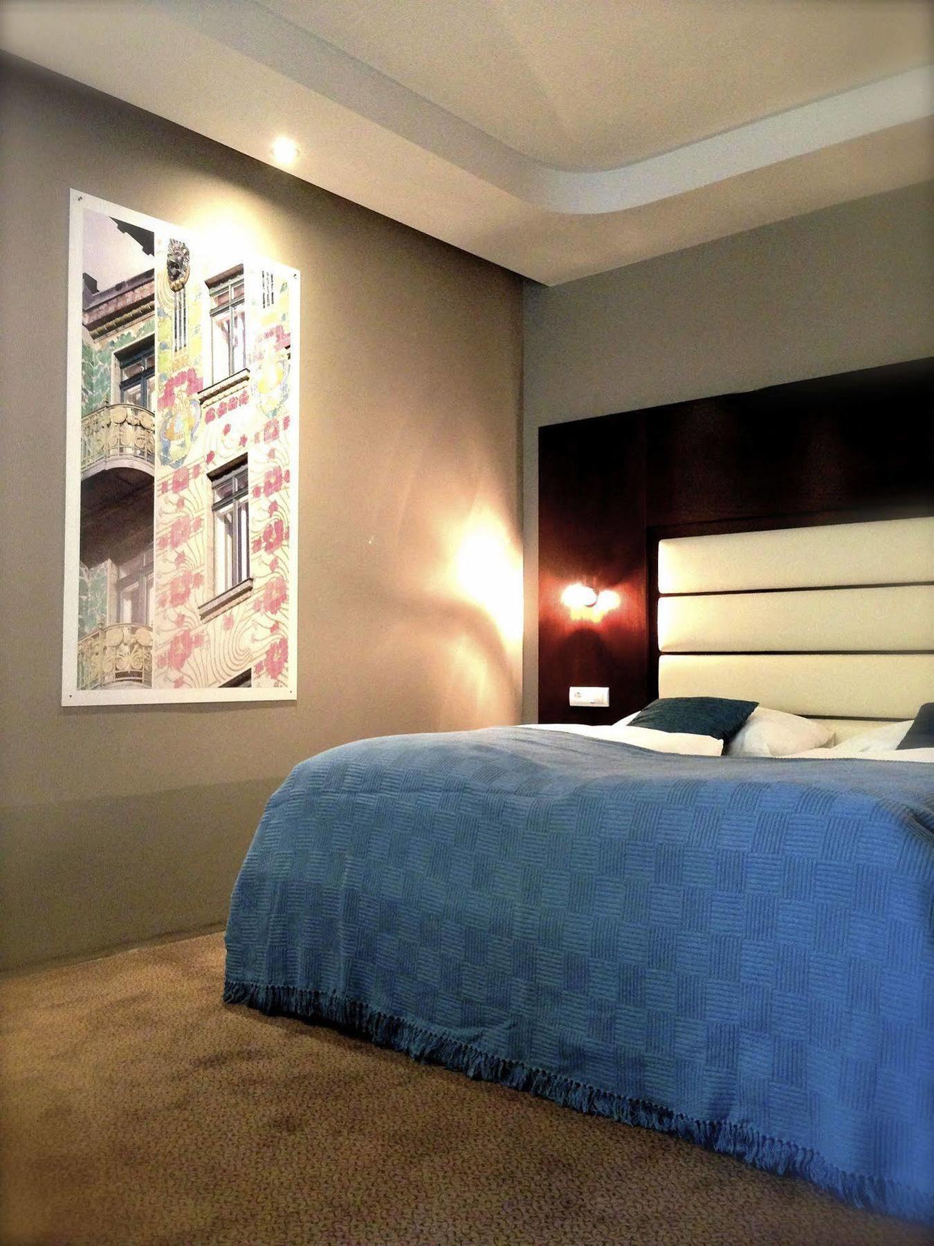 וינה Hotel Cryston מראה חיצוני תמונה