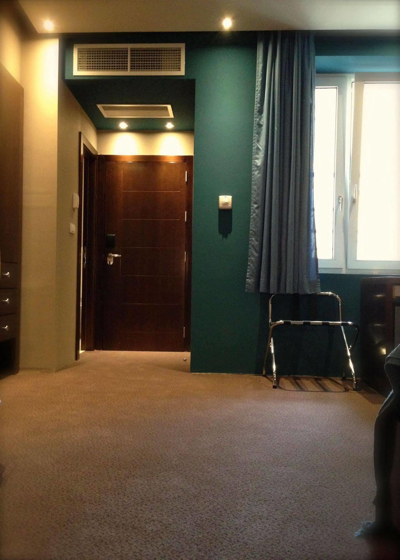 וינה Hotel Cryston מראה חיצוני תמונה